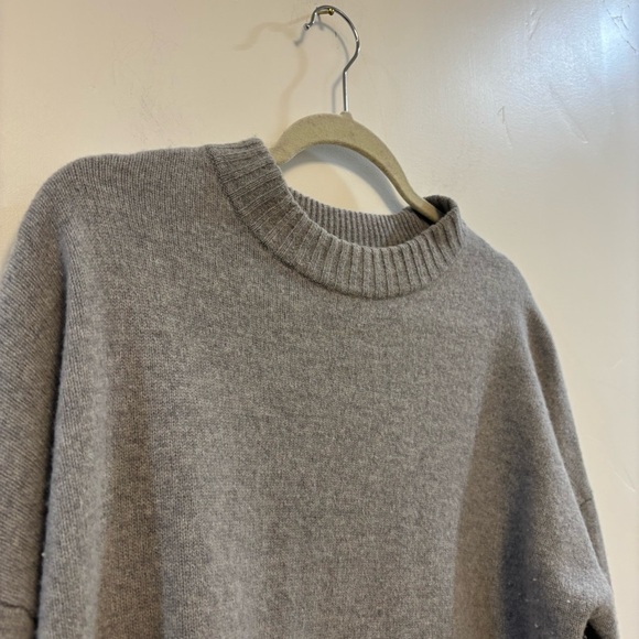 WHISTLES Neutral Gray Wool Blend Crewneck Sweater - Picture 13 of 13